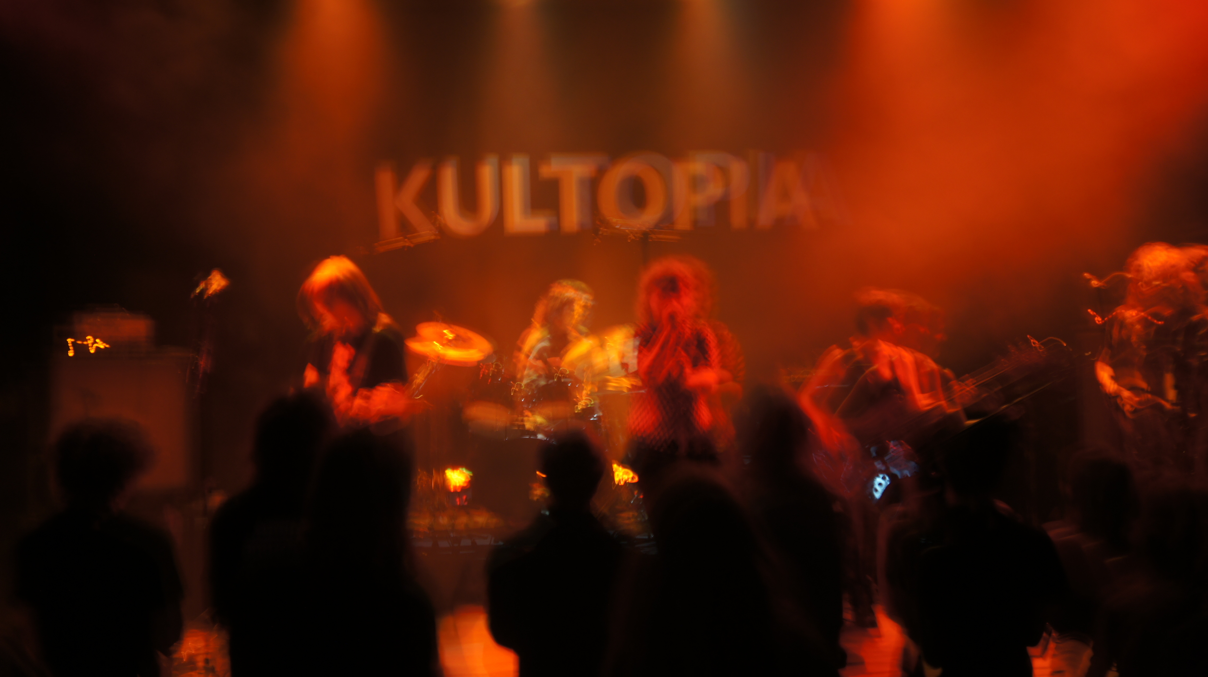 Flanör performing at Kultopia. Photo by John-John